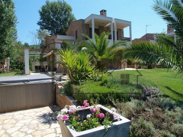 Villa near the sandy beach | ID: 420 | Greco Paradise