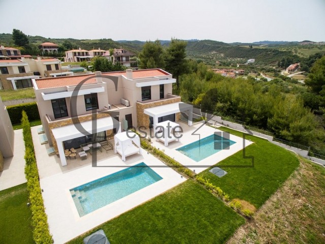 Luxurious villa with pool | ID: 767 | Greco Paradise