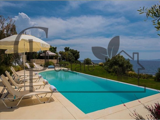 Villa on first line of sea | ID: 973 | Greco Paradise